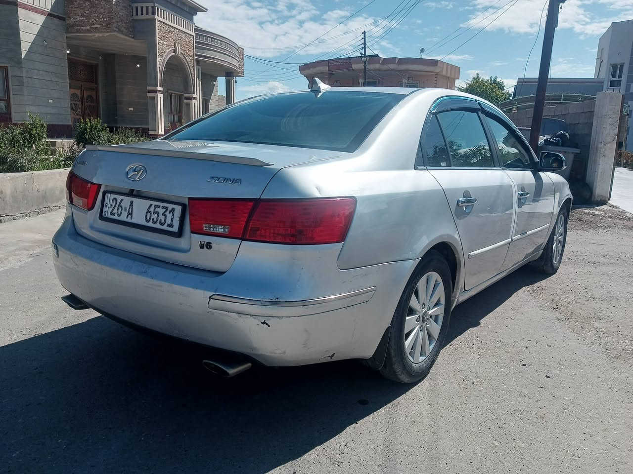 السلام عليكم 
سوناتا وارد امريكي 2009 مكينه 6 شاديه جديده مال گصه گير شرط تدفئة تبريد شرط صدر خلفي امامي نظيف شرط التحويل الحادث مثل ما موضح بالسونار ابيع صبغ عام السعر 100 ورقة وبيها مجال بسيط مكان العلم 
للاستفسار
***********
‏‪***********‬‏
