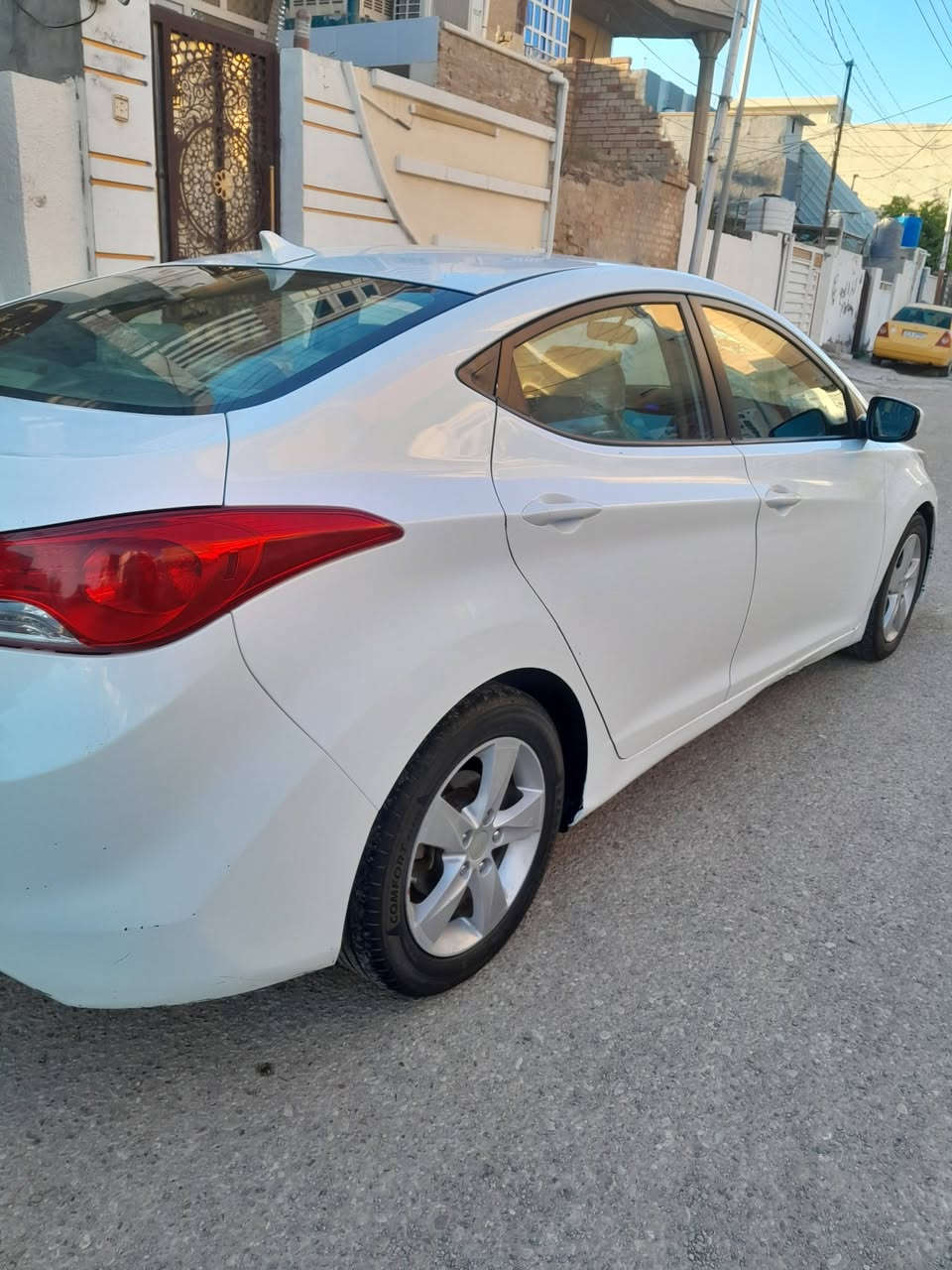 ألنترا ٢٠١٣ وارد أمريكي ضررهه دعاميه أماميه فقط ليبل واحد بدون أرباك بدون صبغ تخم تاير باتري جديد رقم ديالى انكليزي وبأسمي بيهه ملاحضات بسيطه مكاني ديالى بعقوبه السعر ١٠٧ ومجال بسيط للأستفسار هذا رقمي ***********
