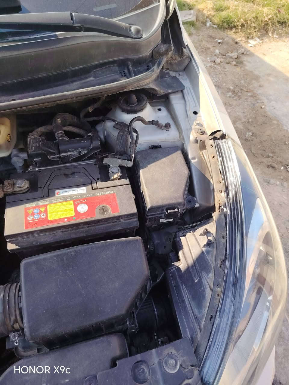 سلام عليكم من رخصت اخويه الادمن اكسنت ١٤ خليجي مكينه 1600قطرتين مكينه كير مكفولات سياره بيها قطعه وحده صبغ بدون دواخل شواصي تكم الغوده مكفولات تحكم جهتين اشاير بالمري شاشه كامره خلفيه رقم جديد صدرها حلوو بيها ملاحضات بسيطه للبطع ب ٩٣ وبيها مجال للشراي مكاني اطراف بغداد قريب ع اليوسفيه ***********/مامتواجد ع الفيس
