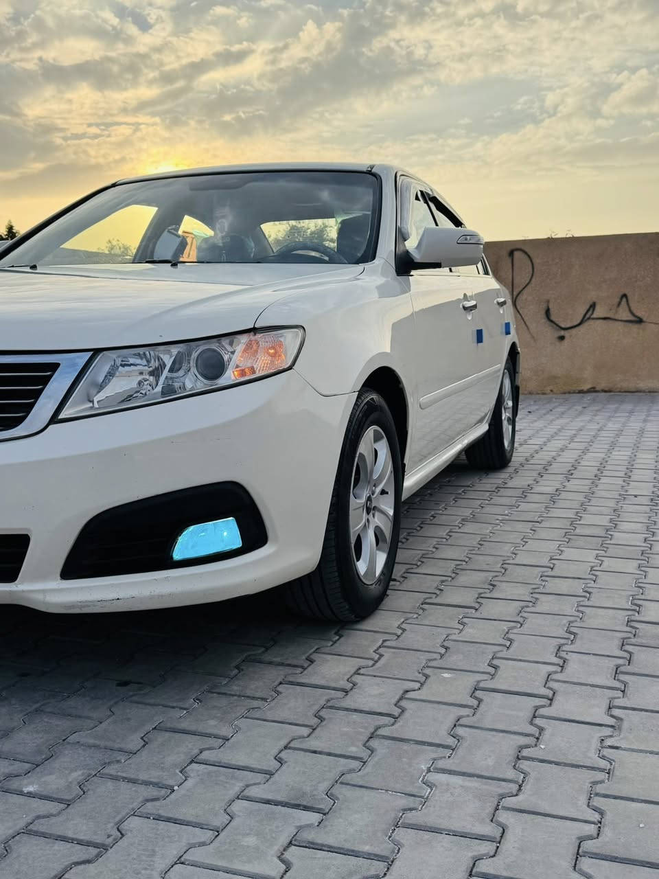 للبيع اوبتيما 2009خليجي رقم بغداد دولي تحويل مباشر هزة جديدة فول عدا البصمة فتحة مري شفط كامرة حساس خلفي سيارة جاهزة للاخير مكفولة من الضربة بيها فقط رشات صبغ مكفولة من الصبغ العام لان هذا اللون صدفي ميجي لون واحد سيارة جاهزة ع الاخير مكينة كير تخم تاير تبريد ثلج تدفئة حدادية مال جناي شرط متصرف عليها الف وشرط احلى من الصور السعر 107وبيها مجال العنوان واسط للاستفسار ***********
