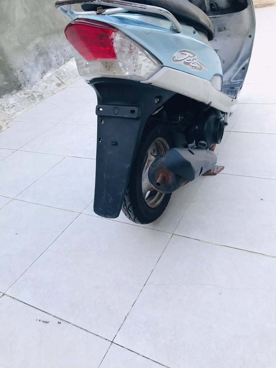 السلام عليكم دراجه ماكس منغولي بوشه 49بلاديه كلشي شغال بيه سلف هندر جاهزه اشاير لايت ختم واحد وي مكينه نهضه وسرعه فول تواير جدد جاهزه لل اخير مكاني الرميثه ***********
