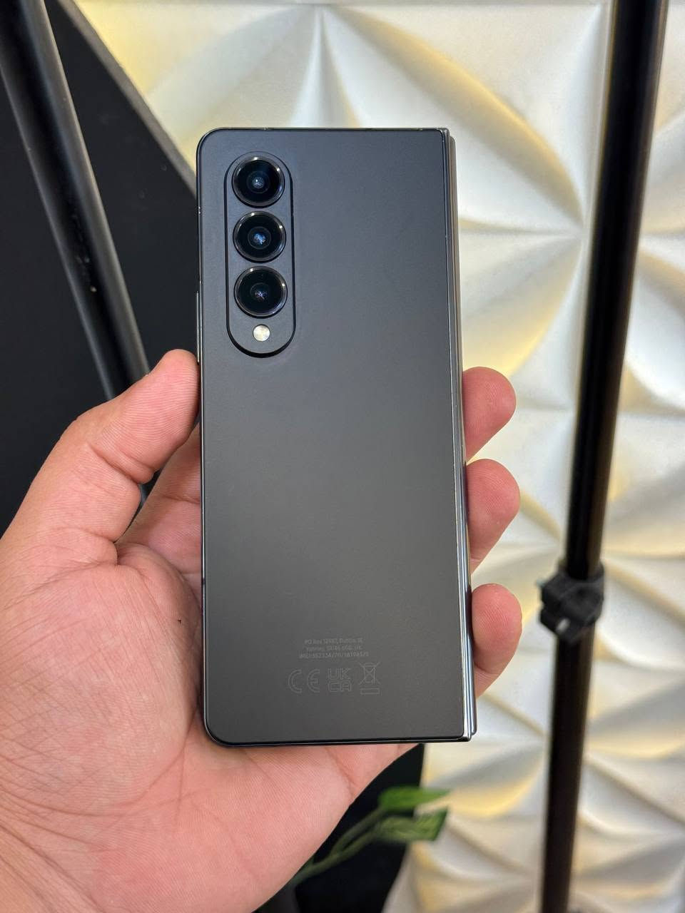السلام عليكم
سماسونكGalaxy Z Fold4 للبيع جهاز نضيف بس بي مشكله بل شاشه الجبيره مرات متشتغل تشكل ابيعه هيج اما الباقي مابي عيب ذاكره256سعره 250وبي مجال رقمي ***********2 وذا اكو مراوس اراوس عادي
