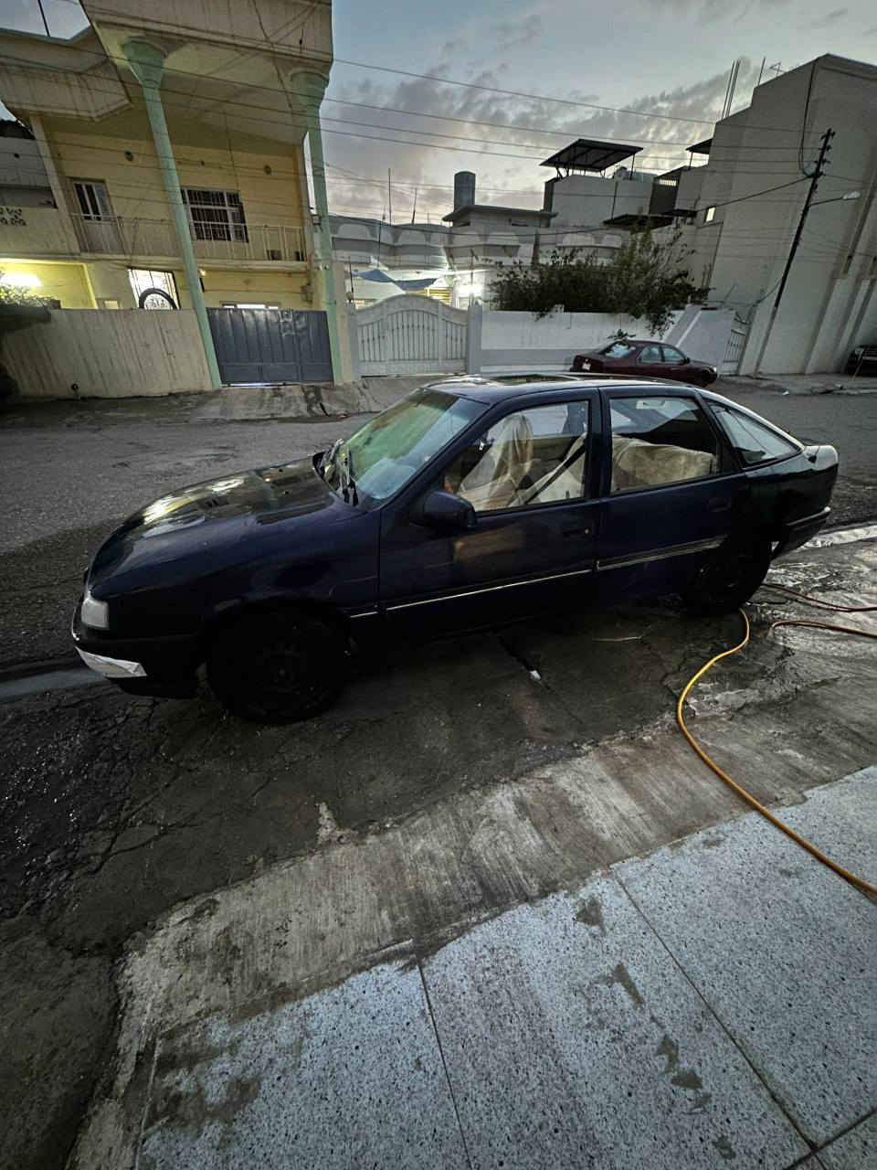 اوبل فكترا حجم 20
موديل 1992
السنويه نافذه من 2019 كارتونيه
كوبون بنزين
گير محرك شرط
حداديه 90/100
تخم تايرات جدد
خريطه الارفلو جديد
السعر 25 وبي مجال 
***********
