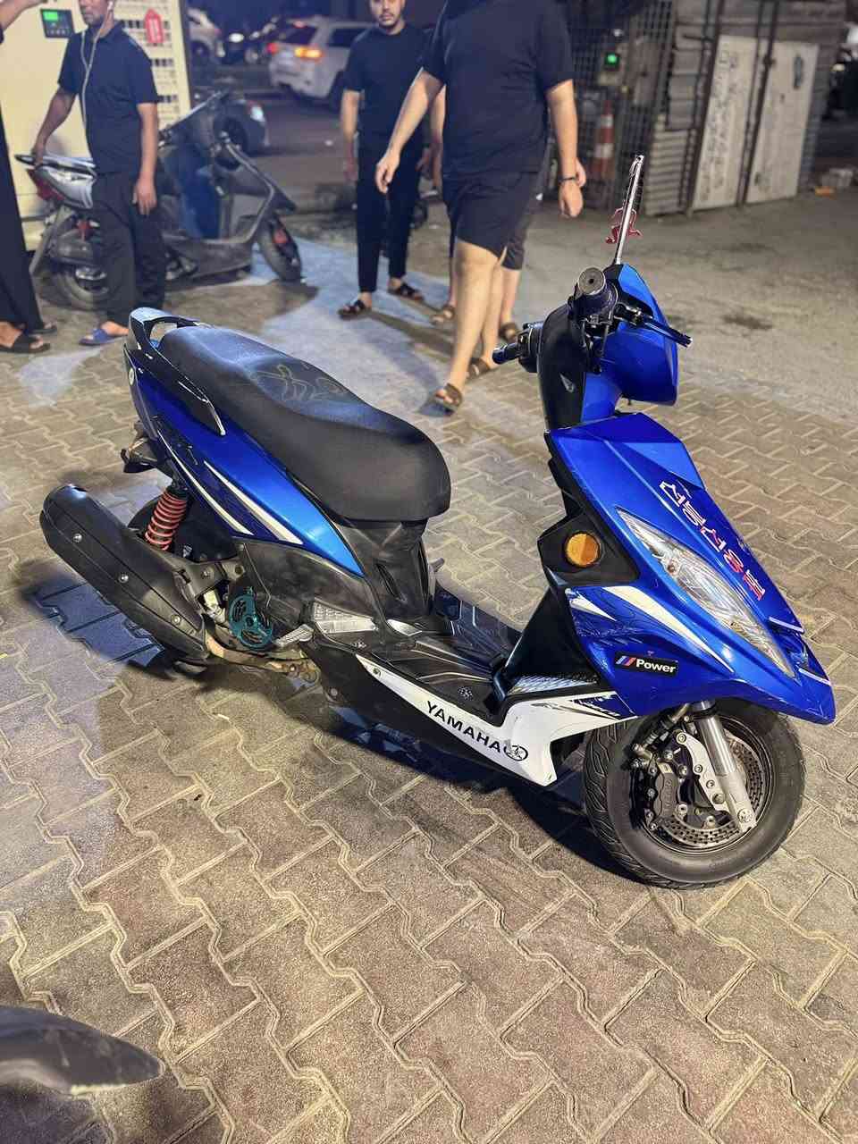 السلام عليكم دراجه GTR بيها غراض تزويد للبيع تواصل خاص او على رقم ***********
يدات بريك فج فرندو صينيه مزوده كلج امامي wf خلفي ماركه بل صيني صدر امامي سمائي بس واكع لونه. كفرات نضيفه بيها بس فطر فوك البك لايت دراجه ما متفوحه وشلعه ومعدل
الصفحة الرئيسية
ريلز
الأصدقاء
Marketplace
الإشعارات
ملف
