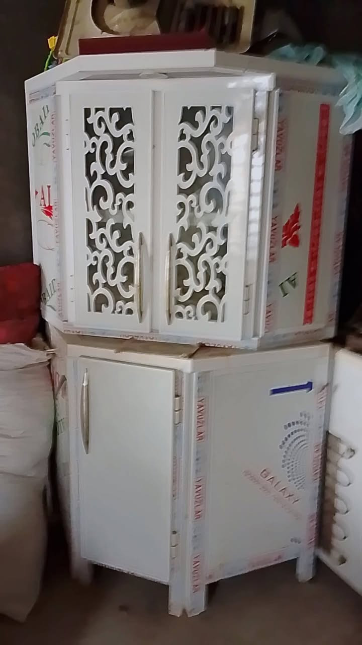 سلام عليكم  ميز محل وروافع كهرباء وكاونتر البيع للستفسار على لواتساب ***********٥
