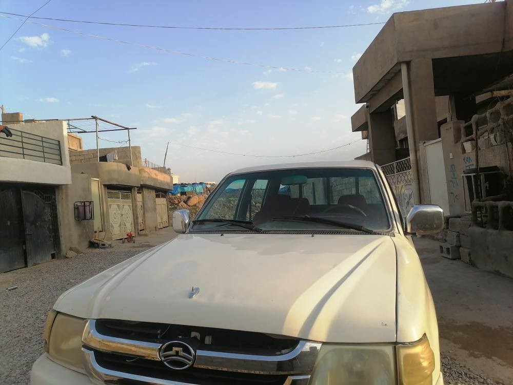 دێر بۆ فرۆشتن گێڕو مەکینە بەشەرت کەمێک بۆیاغی هەیە. زۆر توندو تۆڵە سێ ساڵە لای خۆمانە ئی مەعرەزنیە مەنە فێستی لەگەڵ دایە. تازە توند کراوەتەوە هیچ لێدراوی نیە.
ئەگەر کڕیاری پەیوەندی بە خاوەنەکەی بکە.
*********** رانية, السليمانية
