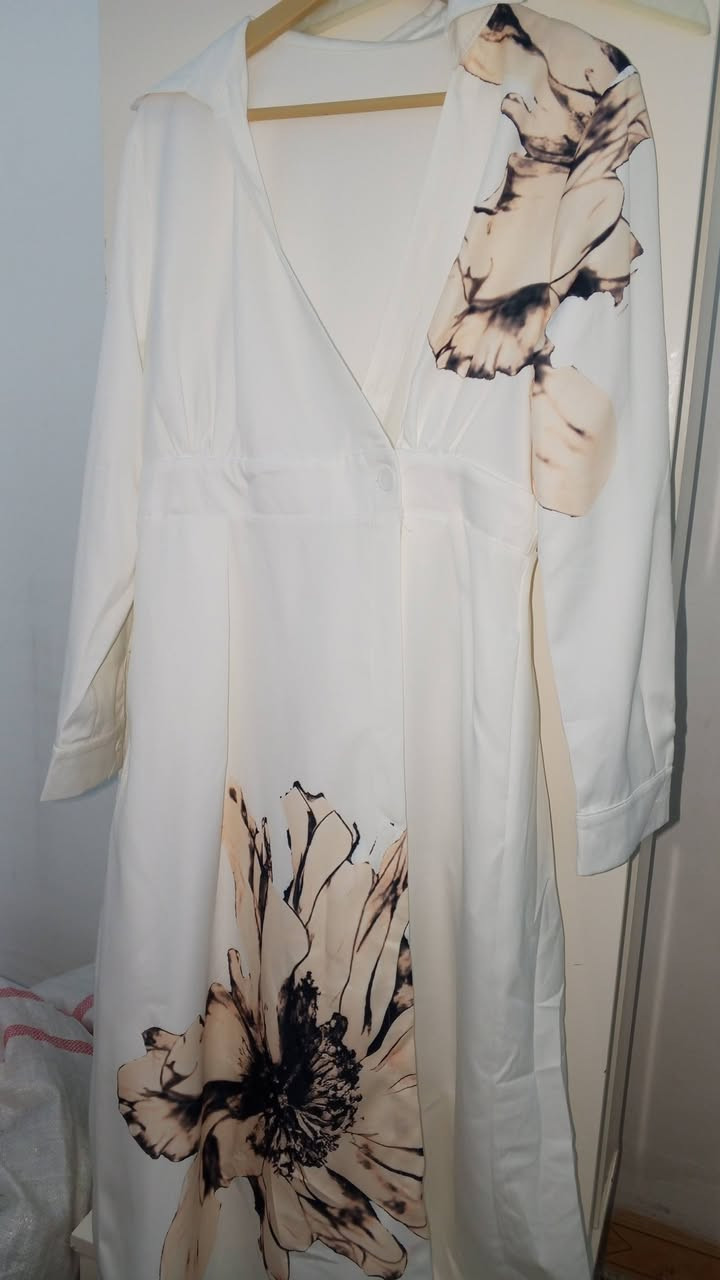 بنات نفس الموديل بضبط فقط لون يختلف قياسه L سعره 15 ويا توصيل


**إذا كنت صاحب هذا الإعلان وتريد حذفه لأي سبب، رجاءا أرسل رسالة إلى الدعم الفني**