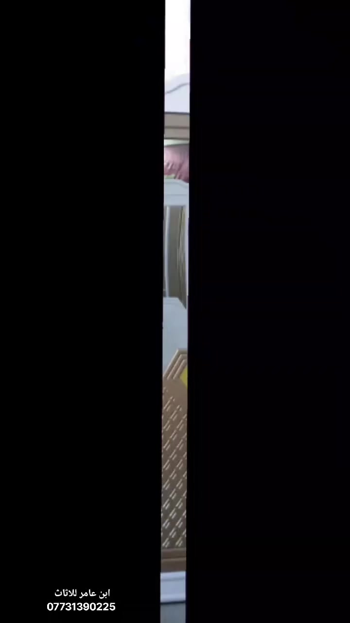 لأن البداية تستحق أن تكون مميزة…
نصنع غرفًا تحمل دفء اللقاء الأول
ورومانسية التفاصيل الصغيرة
حيث يتحول الخشب إلى إحساس 💫
معرض ومعمل ابن عامر للاثاث 
تجهيز كافة المعارض والاشخاص 
بغداد /م.الصدر 
***********
