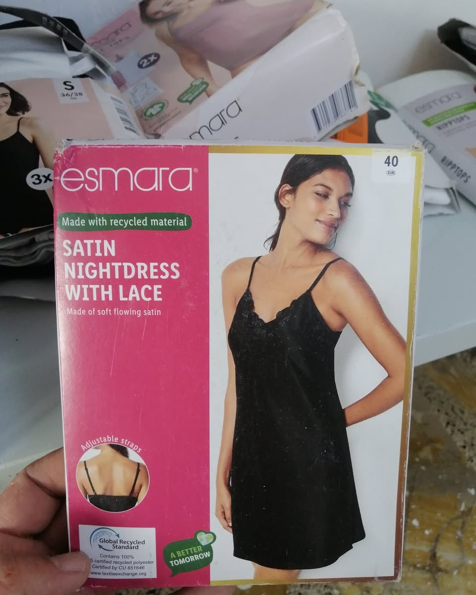 #سعر القطعه 6000 دينار


**إذا كنت صاحب هذا الإعلان وتريد حذفه لأي سبب، رجاءا أرسل رسالة إلى الدعم الفني**