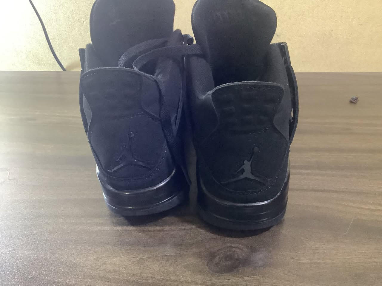 حذاء اديداس سامبا قياس 45 طول قدم 28.5 اصلي سعر 45
حذاء نايك جوردن فور قياس 44 طول قدم 28 اصلي سعر 50 مكاني ديالى بعقوبة عندي توصيل إذا ما تقدر تراسلني دزلي طلب صداقة و أراسلك ملاحظة : حذاء اصلي مو كوبي


**إذا كنت صاحب هذا الإعلان وتريد حذفه لأي سبب، رجاءا أرسل رسالة إلى الدعم الفني**