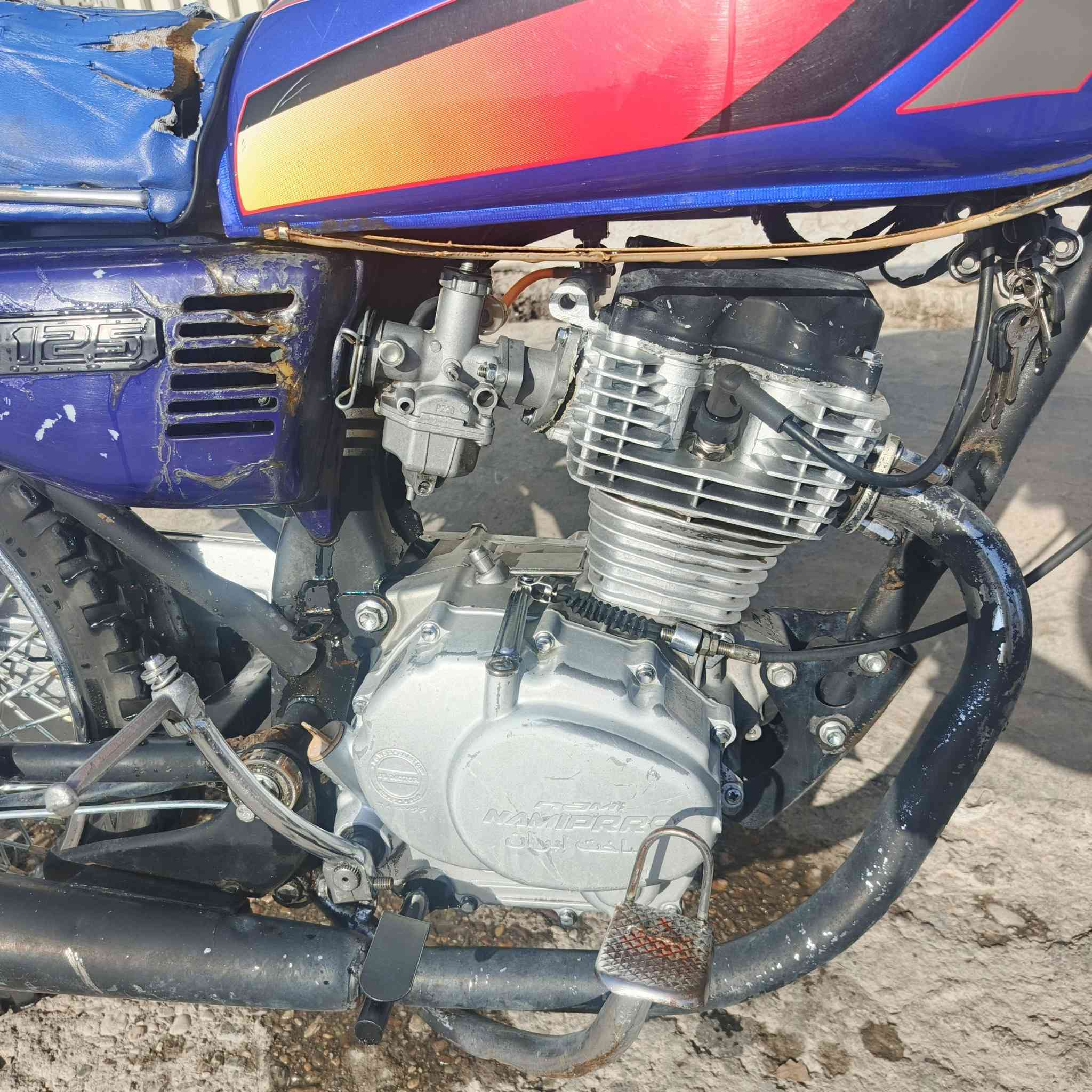 السلام عليكم خوان مطور البيع سعره 225وبي مجال حك الجيه ***********
