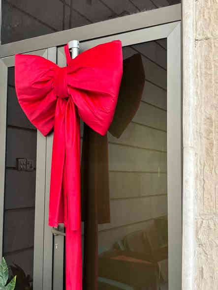 متوفر قماش المتر ١٥٠٠ ومخيط والتوصيل موجود لكل العراق للحجز وان ساب ***********
