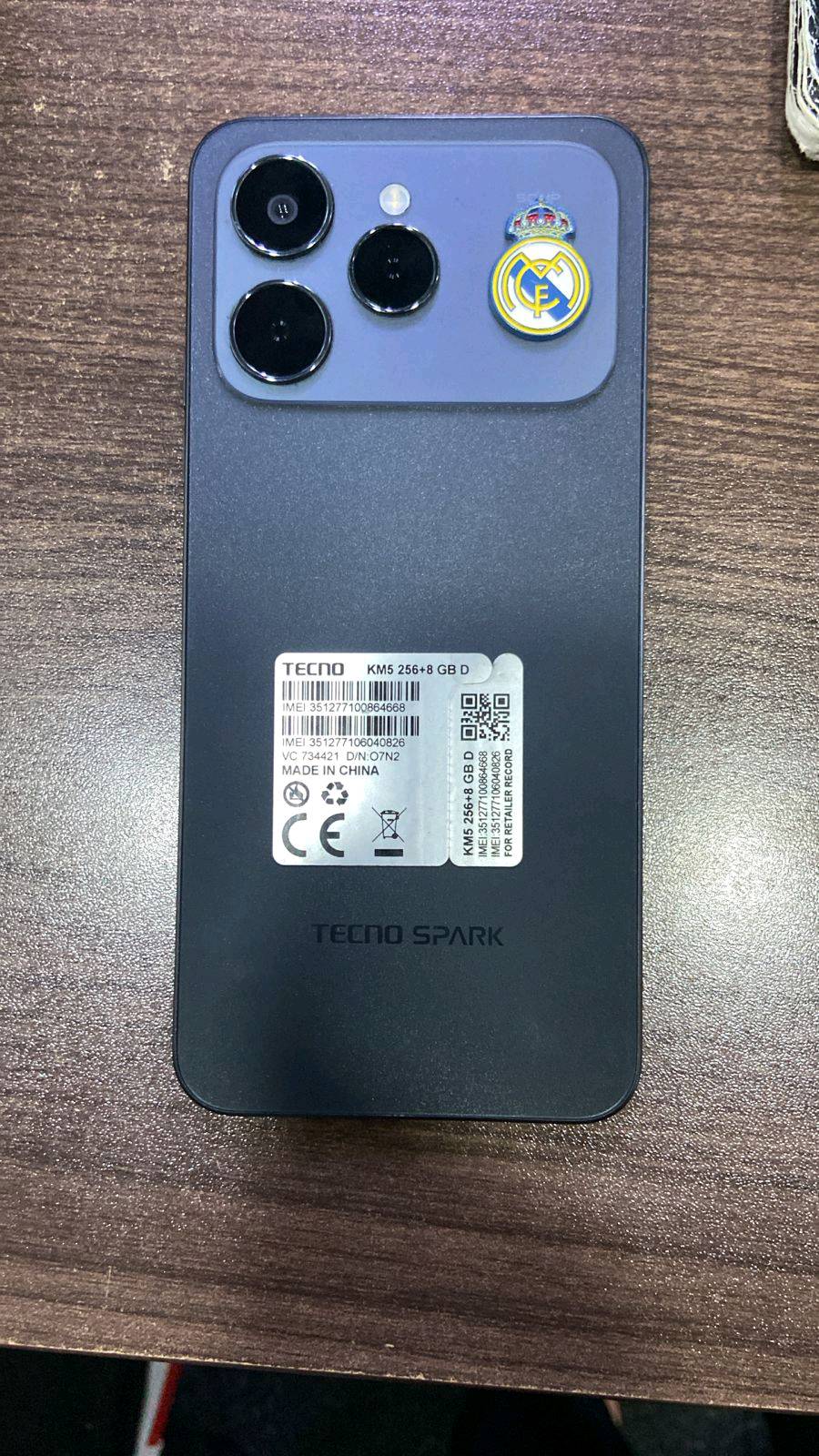 موبيل TECNO SPARK40
فول موصفات مستعمل سبوعين فقط 
شرط الفحص 
بدون ملحقات 
للتواصل الرقم.***********