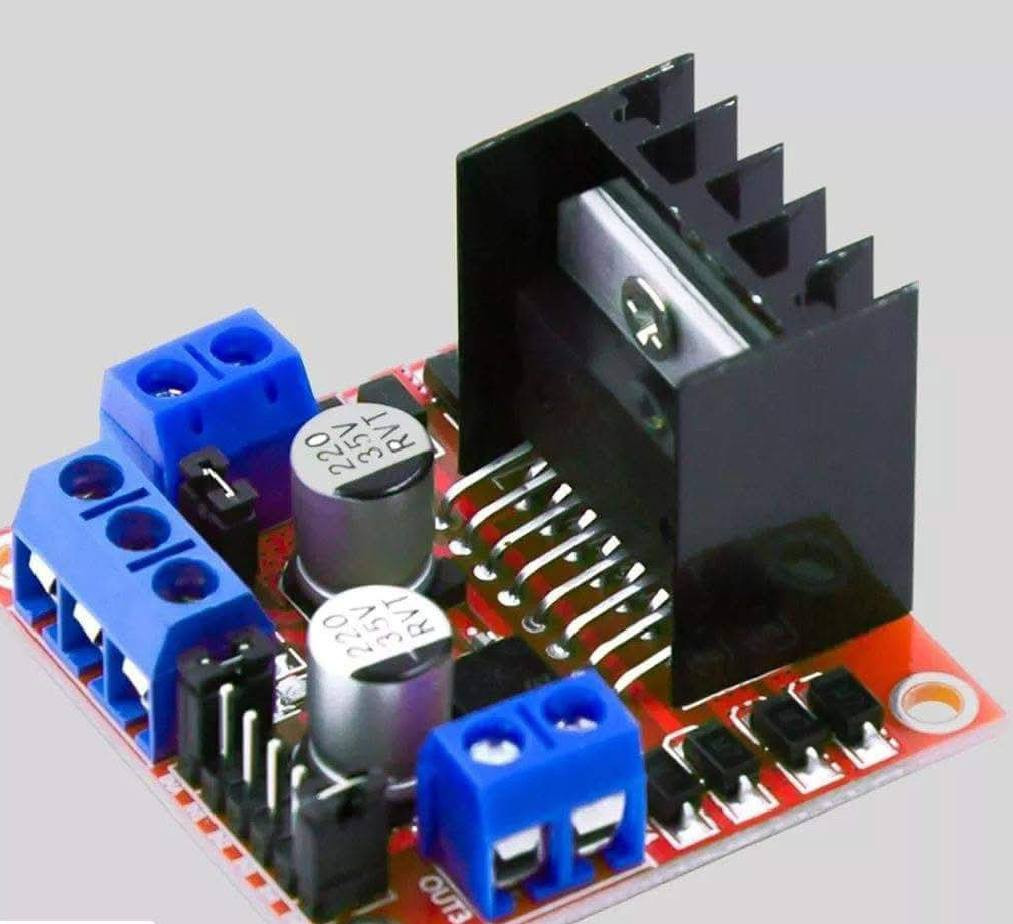 متوفر 10 قطع
وحدة تحكم بمحرك تيار مستمر ثنائي الجسر (L298N Motor Driver).الاستخدام: تُستخدم للتحكم في سرعة واتجاه محركات التيار المستمر (DC motors) والمحركات الخطوية (Stepper motors) في مشاريع الروبوتات مثل السيارات الذكية.القدرة: يمكنها التحكم في محركين تيار مستمر في نفس الوقت، وتصل قدرة التيار القصوى إلى 2 أمبير.التوافق: تعمل بشكل جيد مع المتحكمات الدقيقة مثل الأردوينو (Arduino).
سعر الكل 30
يوجد توصيل


**إذا كنت صاحب هذا الإعلان وتريد حذفه لأي سبب، رجاءا أرسل رسالة إلى الدعم الفني**