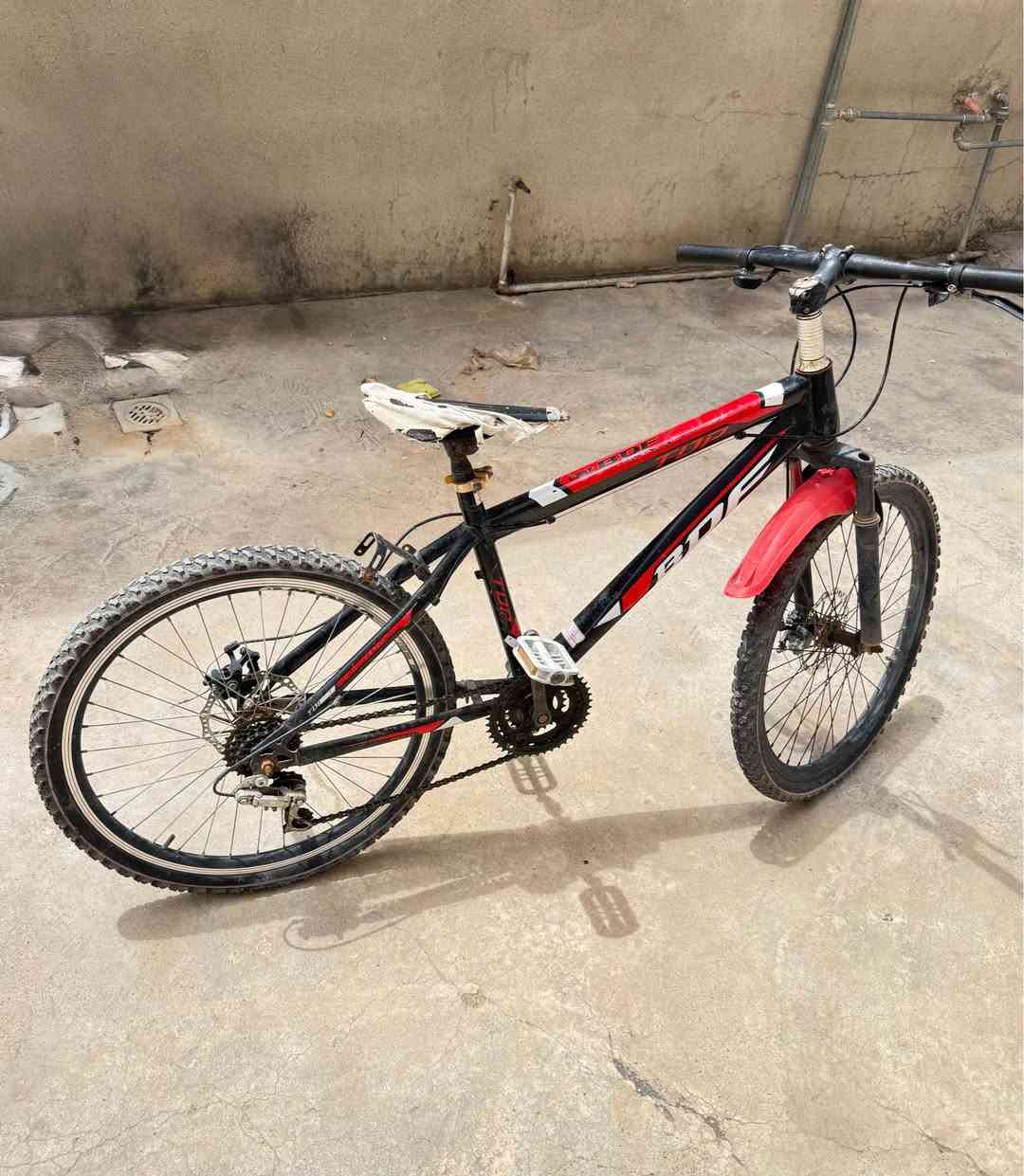 السلام عليكم 
بايسكل للبيع السعر 55 وبي مجال كركوك, العراق


**إذا كنت صاحب هذا الإعلان وتريد حذفه لأي سبب، رجاءا أرسل رسالة إلى الدعم الفني**