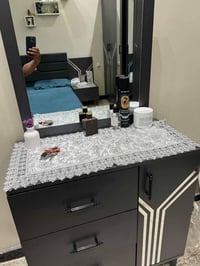 الغرفة للبيع مابيها اي ضرر للاستفسار 07847542640