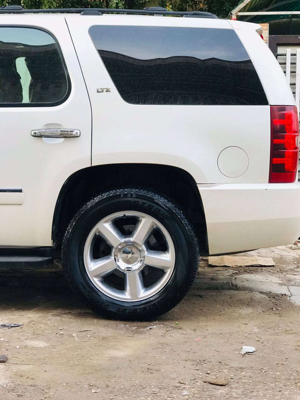 السلام عليكم تاهو موديل 2010 بيهه كصه قماره فقط كير مكينه حداديه كفاله السعر 75وبيهه مجال
الرقم ***********
