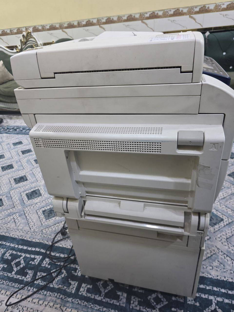 ماكينة تصوير Fuji Xerox DocuCentre S2520
أبيض وأسود، تدعم A3 وA4
مناسبة للملازم والمكاتب
طباعة – تصوير – سكان
شغالة وبحالة جيدة
السعر:600الف دينار
📞 للاتصال:***********
