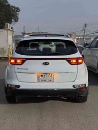 اخوان كيا سبورتج موديل 21 خليجي بدون حادث وبدون صبغ موصفات السياره بنا...