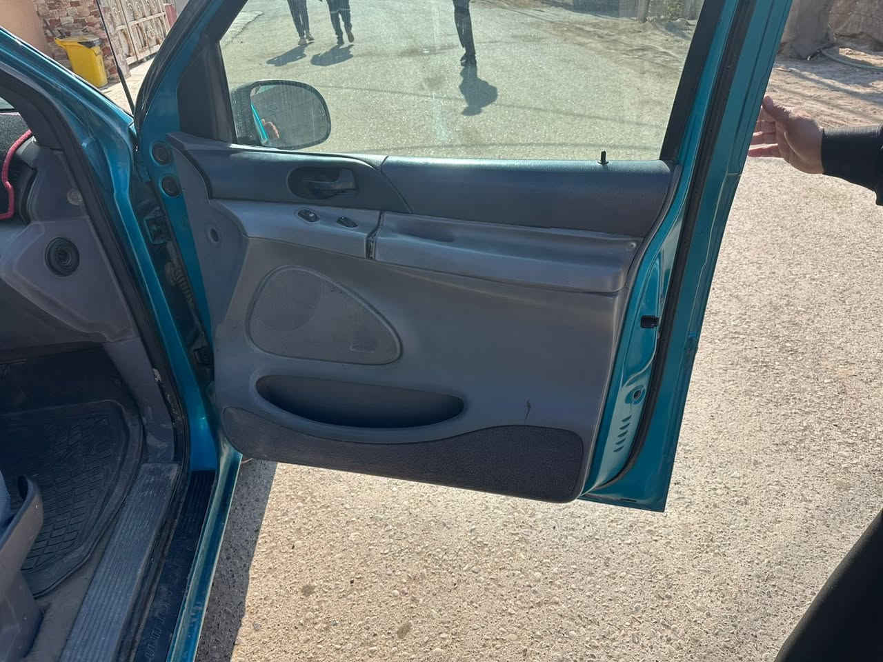 سياره جاهزه مجهزه 7 راكب
حدادية 
كير جديد
محرك جديد
تخم تاير جديد
كهربائيات شغاله بدون نقص 
مابيها نقص جاهزه السياره رقم بغداد تحويل مباشر
مكاني بابل الاسكندرية  
السعر 43 ورقه وبيها مجال 
‭0783 101 5556‬
