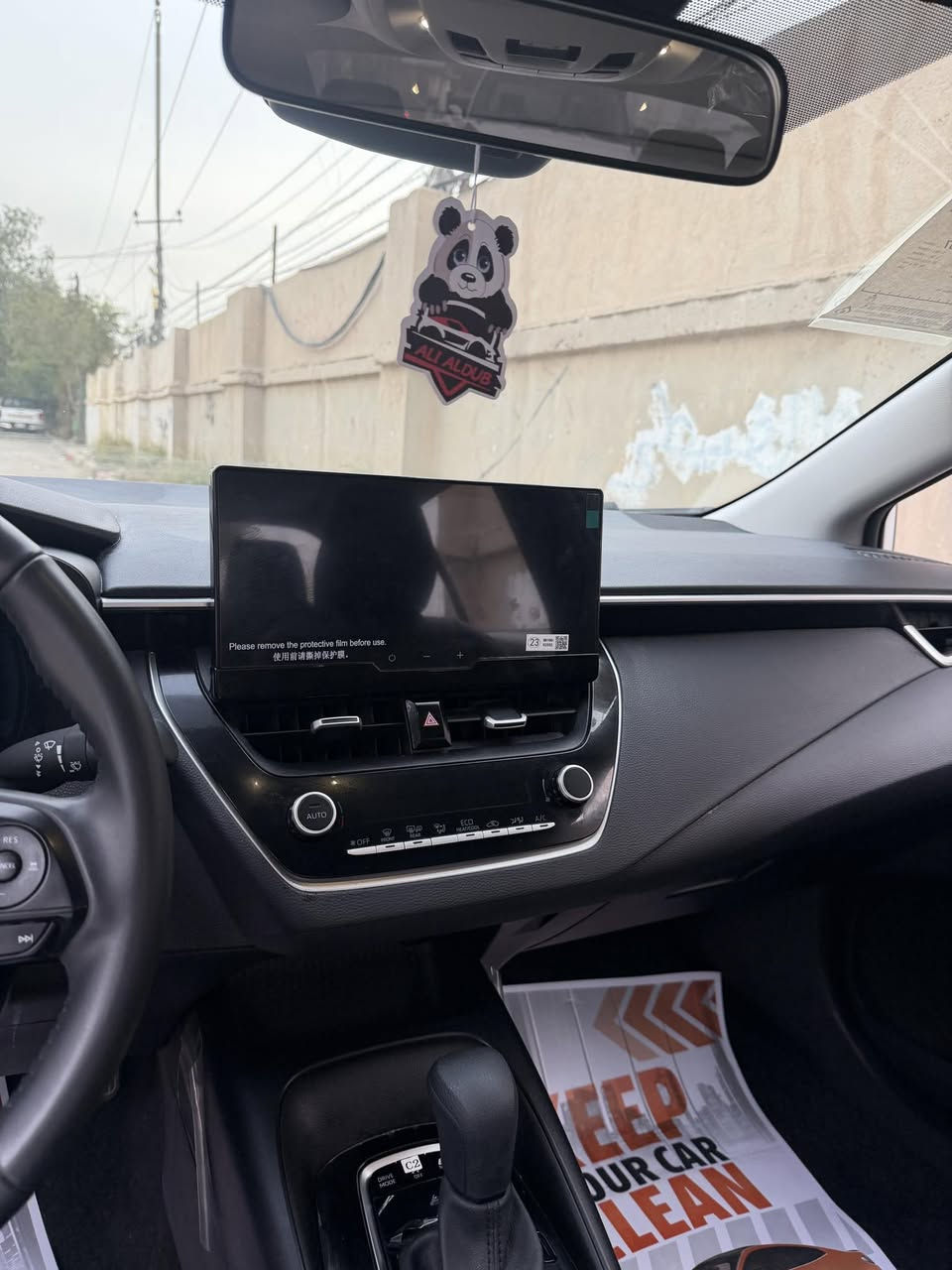 سلام عليكم 
كورلا للبيع وارد صيني موديل ٢٠٢٥
مكفولة ماعدا دحجه زغيرة بالدعامية ممبينه 
باسمي بغداد رايدهه ١٥٧ ورقه 
ماشية ١١ الف
***********
