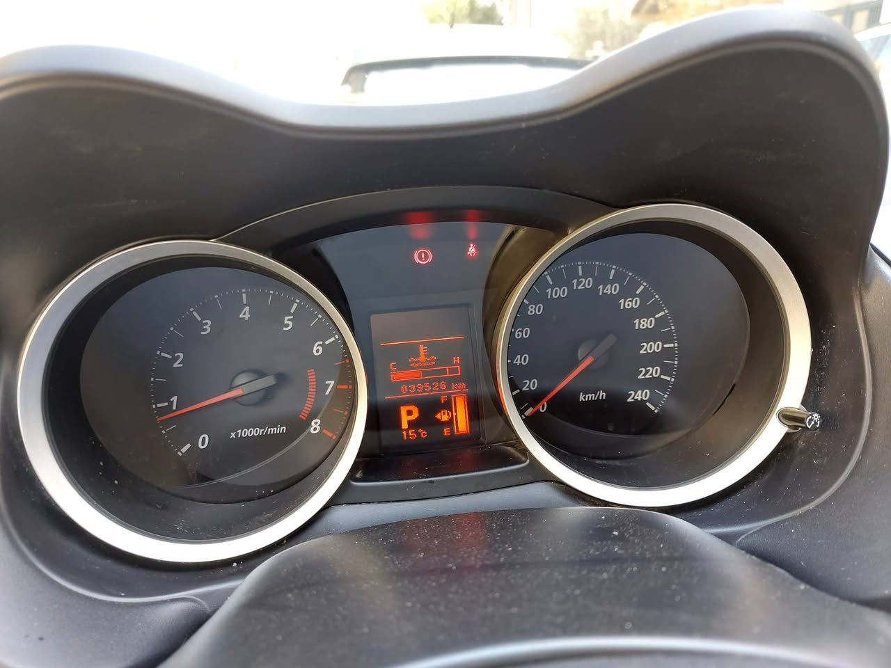 السلام عليكم 
للبيع لانسر قرش موديل 2016 لون شمباني استلام 2023 من الشركه رقم بغداد بأسمي ماشيه 39 الف فقط مكفوله فقط بيها بارد بالجاملغ الامامي الايمن محرك 1600 كير اوتو شاشه اندرويد تحكم ستيرن فتحت سقف جناح خلفي بلادي كامرة خلفيه واماميه ويل كب بلوجكترات السياره جديده السعر 132$ وبيها مجال بسيط للاستفسار ***********
