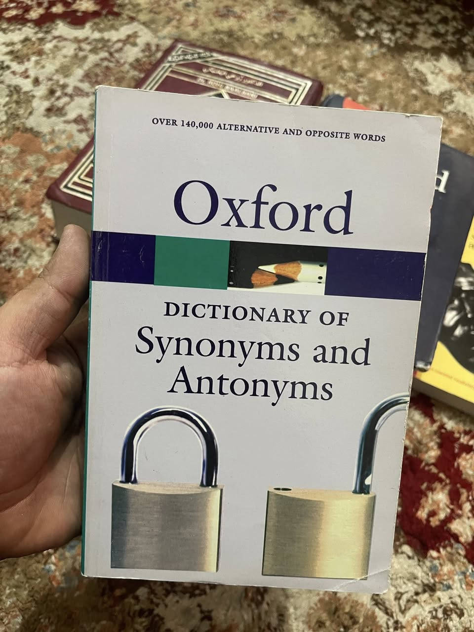 مجموعة قواميس
كل واحد وسعره 
مكاني بغداد 
***********
