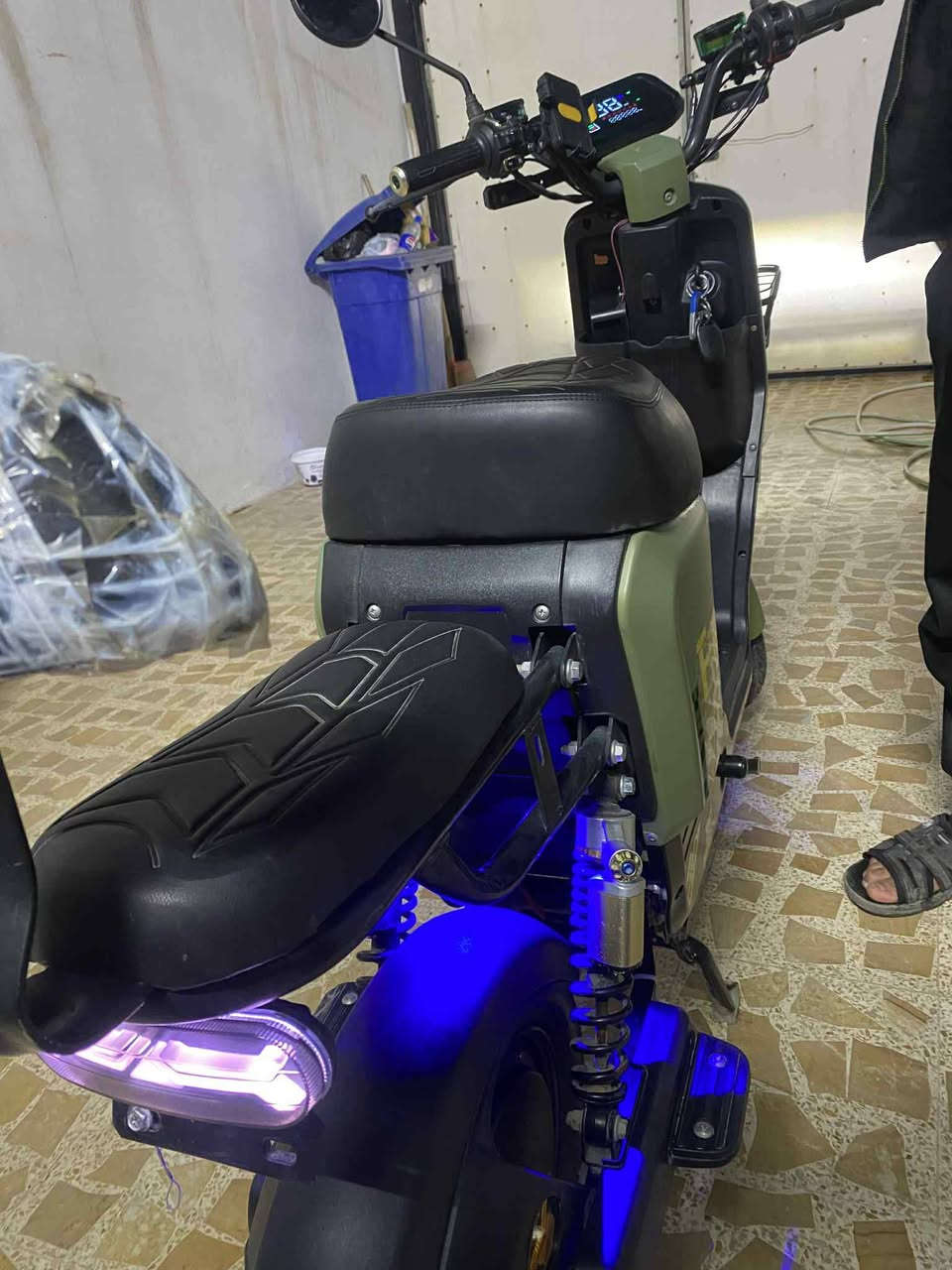 دراجه شحن شركة ال كورو نوع F16 دراجة نضيفه مال بيت وصل الشراء موجود سعر 450 بي مجال مكان يارمجه الشرقية الاولى رقم ***********
