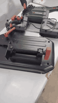 مينشار شريطي • شغال • قاعدته مكسورة