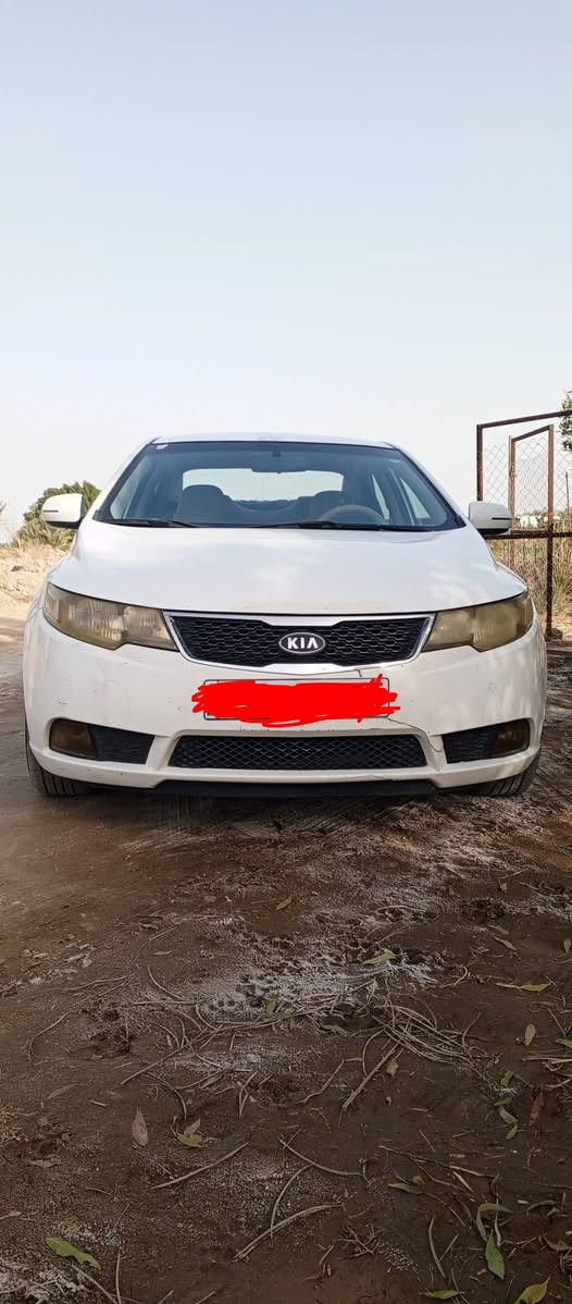 السلام اعليكم
سيراتو 12
المواصفات
1,اشاير بلمري
2,حساس خلفي 
3,تبريد بيانو
4,شفتات ستيرن
رقم اربيل دولي بسمنه 
تريد تحويل تريد وكاله
سنويه ل 30هزه جديده
مكان السياره ديوانيه
السعر ،115وبيه مجال
رقم الهاتف ***********
