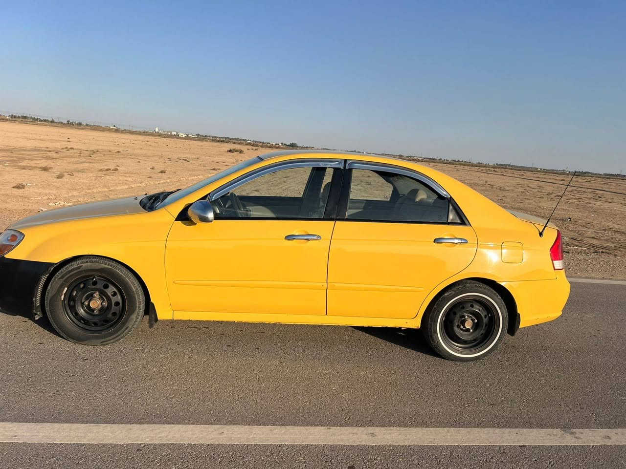 السلام عليكم سبكترا للبيع موديل 8ضرر جاملغ امامي بدون داخل سيارة جاهزة عل أخير المكان ديالى السعر 82وبي مجال الاستفسار ***********
