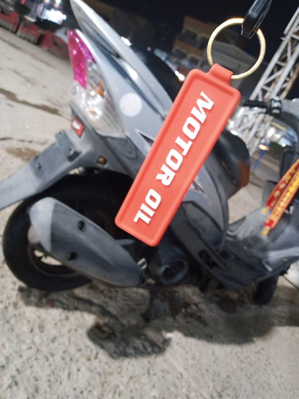 كفاله عامه دراجه جديده شعله معدل بريك خلفي امامي
دراجه حلوه مال جنايه نازله بل جديد 29 يوم صار 
نقص قمجي الجنطه
وبل عافيه عل يأخذه 

السعر 950 قفلهه بغداد مدينه الصدر الرقم ***********
