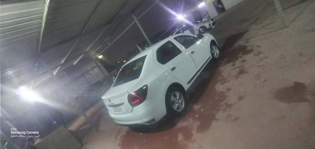 السلام عليكم رينو سمبل موديل 2021 للبيع بالاقساط بمقدمه ٥٠ ورقه والقسط الشهري بالاتفاق سياره بيها طخه بسيطه باب اليمنه الخلفي بارد السياره بيها سونار الباقي  كله مكفول كير محرك صدر رقم بغداد اسوي وكاله قياده لحد تسديد المبلغ ***********
