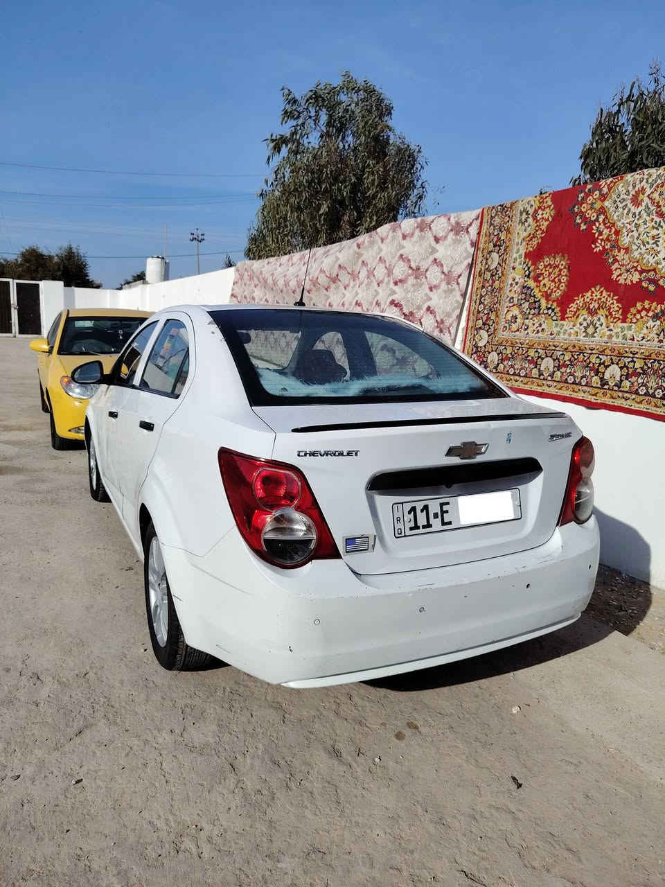 السلام عليكم السيارة للبيع شوفر ليت سونگ موديل 2012 العنوان واسط كوت حي الحكيم للأستفسار
***********
