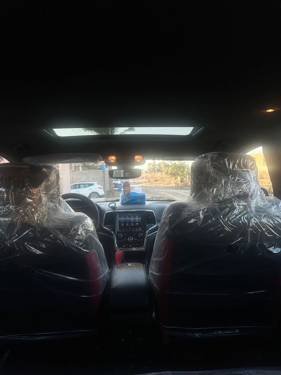 للبيع 2018 Jeep Limited (جيب المتد) - وارد أمريكي.

مواصفات كاملة Limited ) و تفاصيل مميزة

الموديل: 2018

السعر 215 

المواصفات المتد (Limited) أعلى فئة بصمة، شاشة كبيرة، كراسي جلد كهرباء، رادار كاميرا، وغيرها من المواصفات

حالة الضرر حادث موضح بالصورة 

.

الوضعية السيارة نظيفة جداً وبحالة ممتازة، جاهزة

للاستخدام وما محتاجة أي مصاريف.

مكان السيارة بغداد 

 للتواصل والاستفسار: ***********
