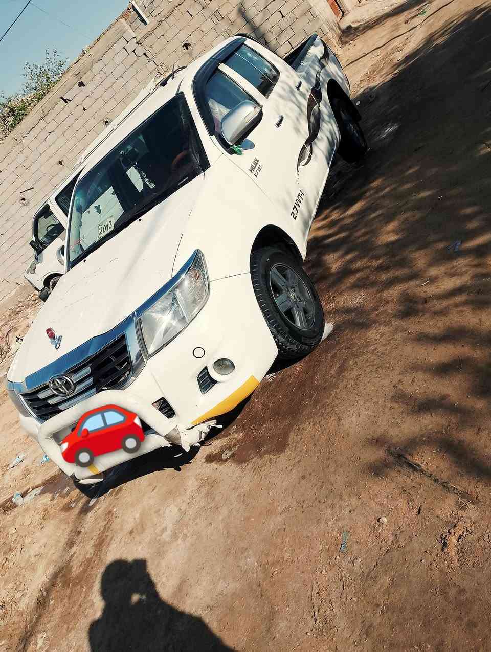 السلام عليكم تيوته هايلوكس  عماني مديل 2012 شاصي12 كامره خلفيه وشاشه سنويه  مجدده 2029رقم انكليزي بسمي تحويل مباشر  مكفوله من تبديل ولصبغ السعر 170وبيه ومجال ***********رقم صاحب سياره مكلف بل نشر
