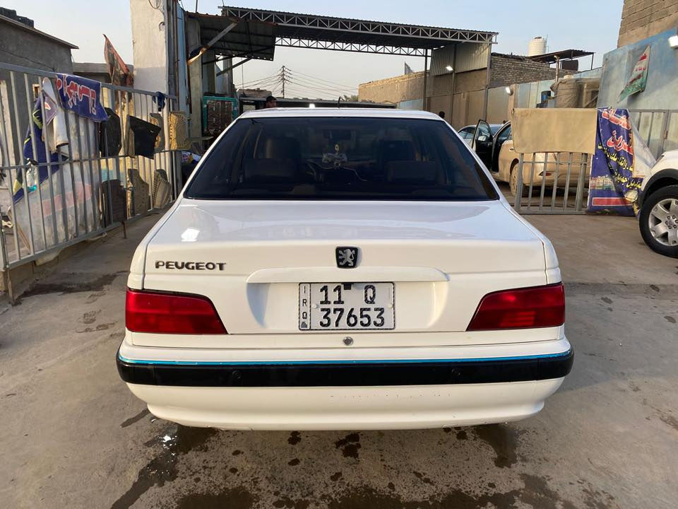 السلام عليكم بيجو موديل 24 بسمي
السيارة كير ومكينة خير من الله ماشية 30 الف 
مري شفط 
كار بلي 
بيهة ضربة جاملغ خلفي والباب الخلفي مبدل شركة وبيهة ترويج بل قمارة قليل ما مصلحة القمارة 
عارضهة اب 65 
عنواني بغداد العبيدي
*********** اتصال فقط
