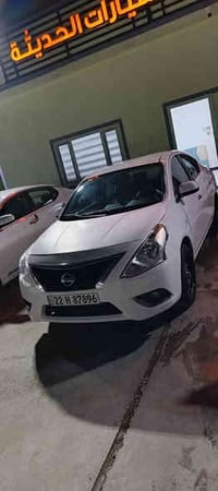 نيسان سني جاهزه سيارا موديل 2024 بيه قطعتين صبغ فقط كفاله من ضربه وتبد...