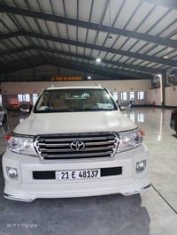 لاندكروز • ٢٠١٥ • كالار