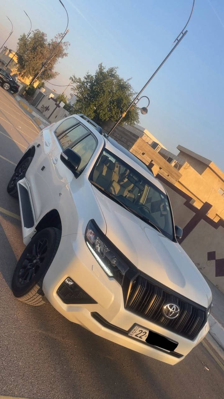 للبيع  TOYOTA PRADO (TXS)
موديل 2023 
رقم اربيل بأسمي تحويل ثاني يوم 
ماشية 40.000KM حقيقي الك الفحص بأي مكان 
كفالة عامة 
السيارة جديدة جداً 
مكان السيارة /ديالى
للأستفسار ***********
