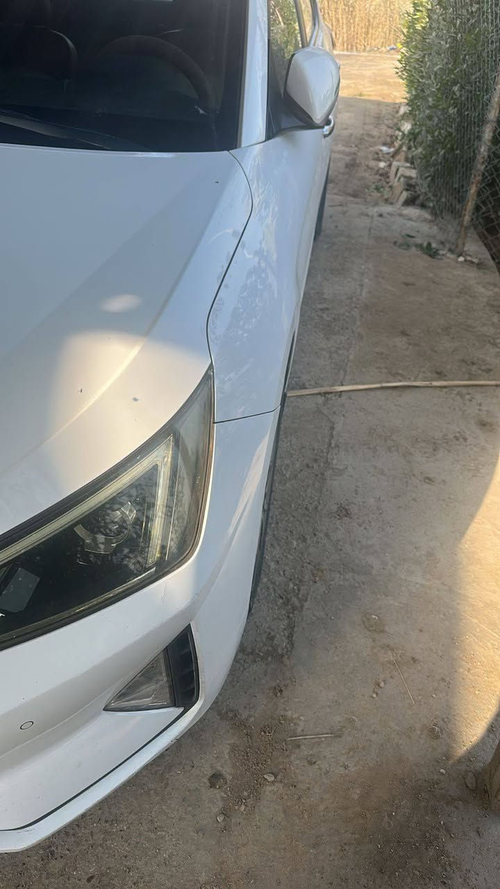 سلام عليكم النتره خليجي مديل 20مكفوله فول مواصفات رقم بغداد جديد بسمي ماشيه 90المكان كربلاء تفاصيل ***********
