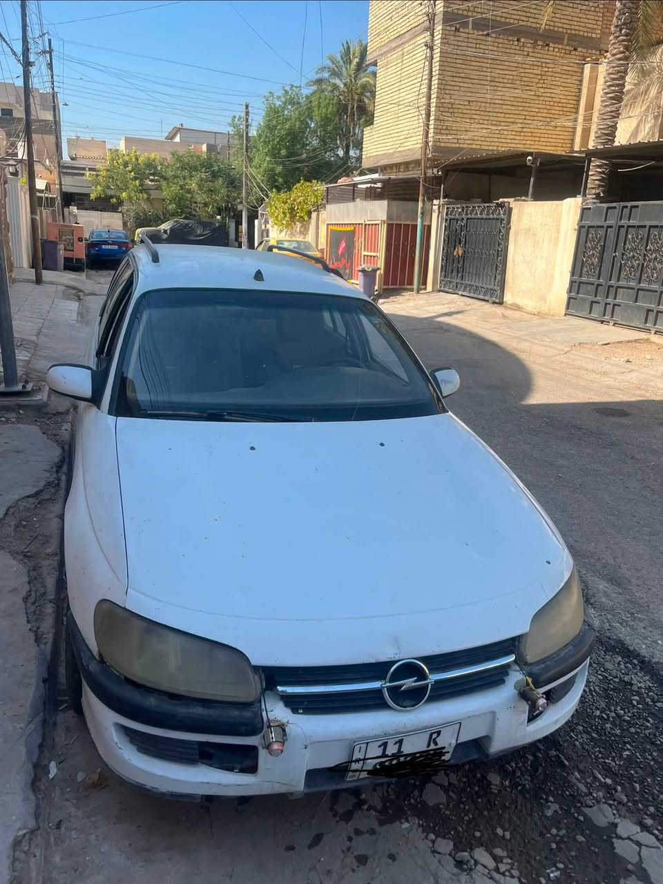 اوبل بزون. ٩٦..محرك  vvt.  امكفول كير اوتوماتيك. نواقصهه بطاين بوب.. كشن خلفي
حداديات بسيطة. تحويل مباشر.  سنوية ل٢٨ مجددة السعر ٢٢ورقة..بيهة مجال حك الجية.. ***********
