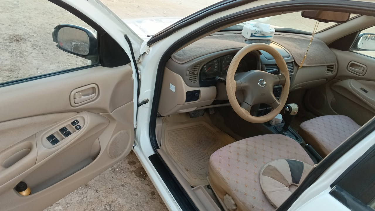 للبيع نيسان صني 2009 ياباني رقم بغداد باسمي كير محرك حداديه تدفئه تبريد مكفول بها صبغ بدون دواخل مكان السياره سامراء الهاتف***********
