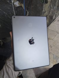 ايباد ٩ • ٦٤ • بطارية يوم كامل