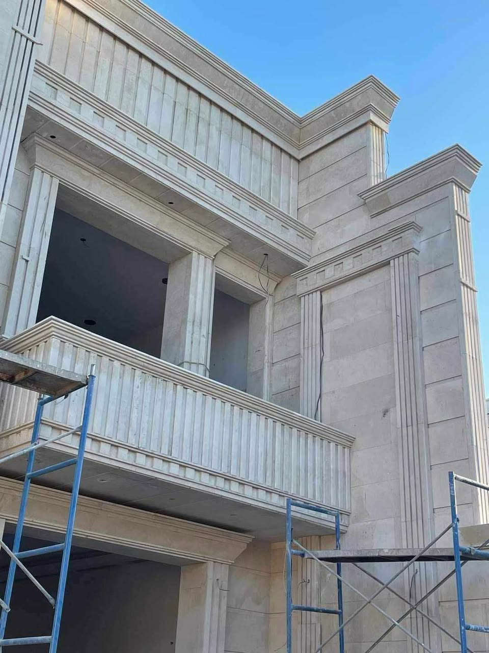 أيمن المرمرجي – متخصص بتنفيذ واجهات المرمر الملكية والمودرن
تصميم + تنفيذ + ضمان
اتصل الآن: ***********
