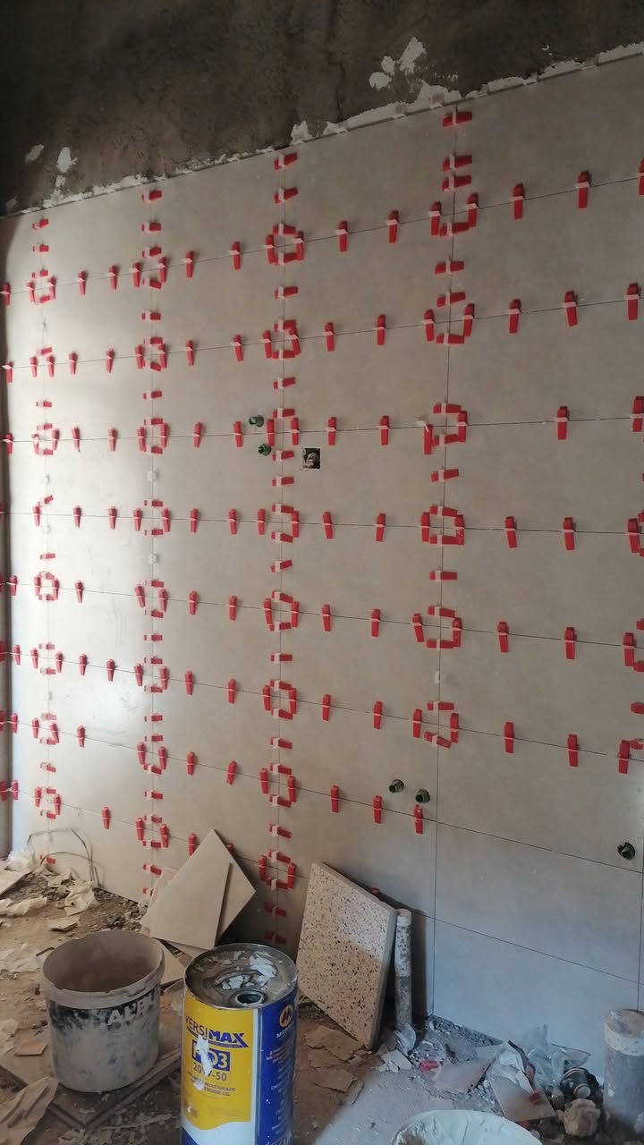 خلفة سيراميك متفرغ حالين عمل نجف فقط
***********
