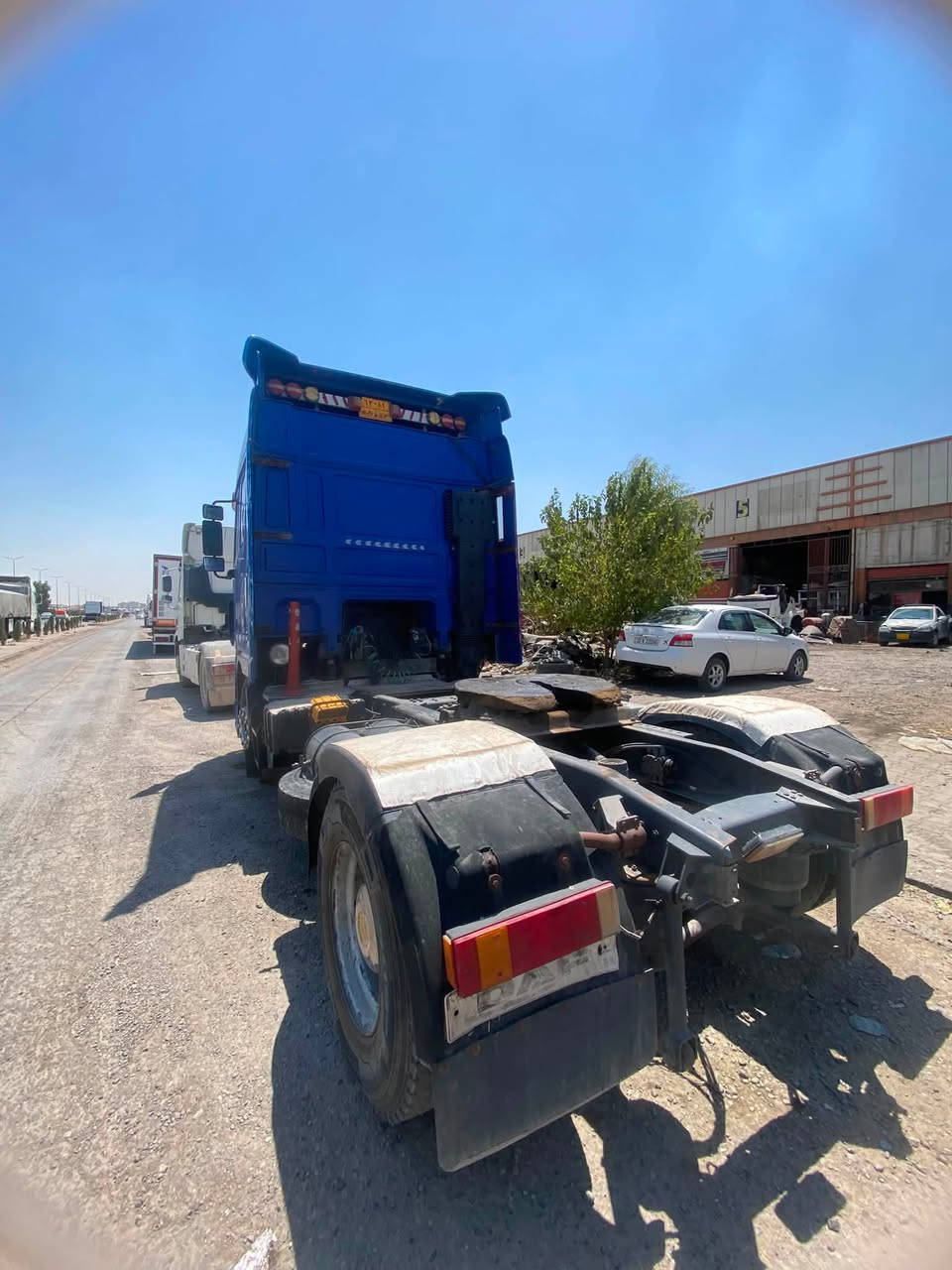 Daf 2005
توماتيك. رتايدر ثلاجة 
گير مكينة. شاسي. مكفول. سنوي. تانكي.  دبل. تاير 
حجم 430 
سعر 140 $ و مجال 
معرض. ابراهيم. برايتي. كلك 
واتصاب ***********
