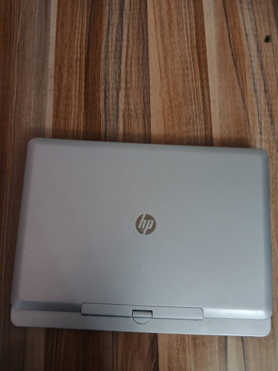 سلام عليكم حاسبه hp يتمل على نظام الايباد كذلك
والسعر ٢٥٠ وبي مجال للطيبين 
مكاني بغداد
الرقم ***********
يوجد واتساب
