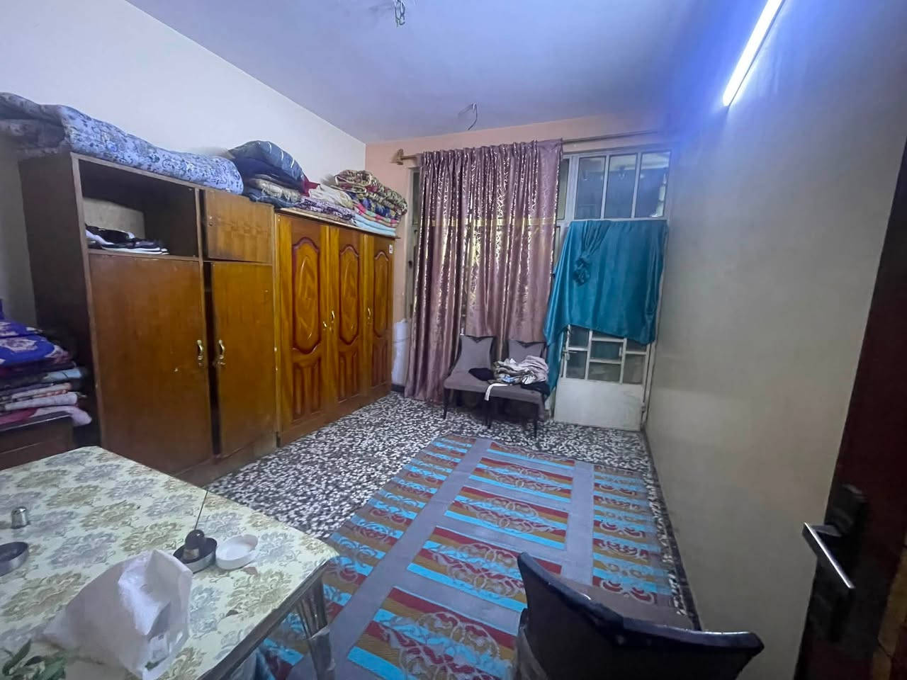 السلام عليكم بيت للبيع مدينه الصدر الداخل قطاع 49اخير فرع المساحه ١٤٤ طابقين بناء جديد السعر خاص 
***********
