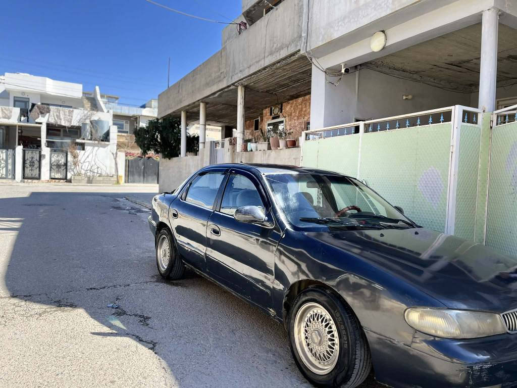 کیا کریدۆس ١٩٩٦ سەنەوی سەوز بەشەرت 
گێڕ عدی مەکینە سور 
١٩ گەلا کەمێک مەجال .***********
*********** السليمانية, العراق
